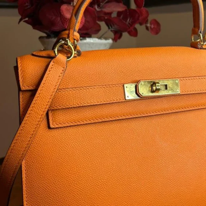 Tas 25 Kly met Gouden Hardware in Oranje