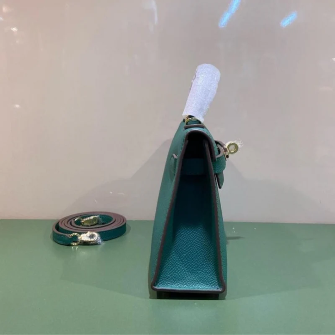 Tas 20 Kly met Gouden Hardware in Groen